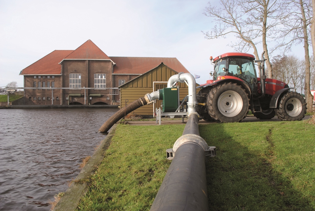 B300 TGWT Tractor Driven